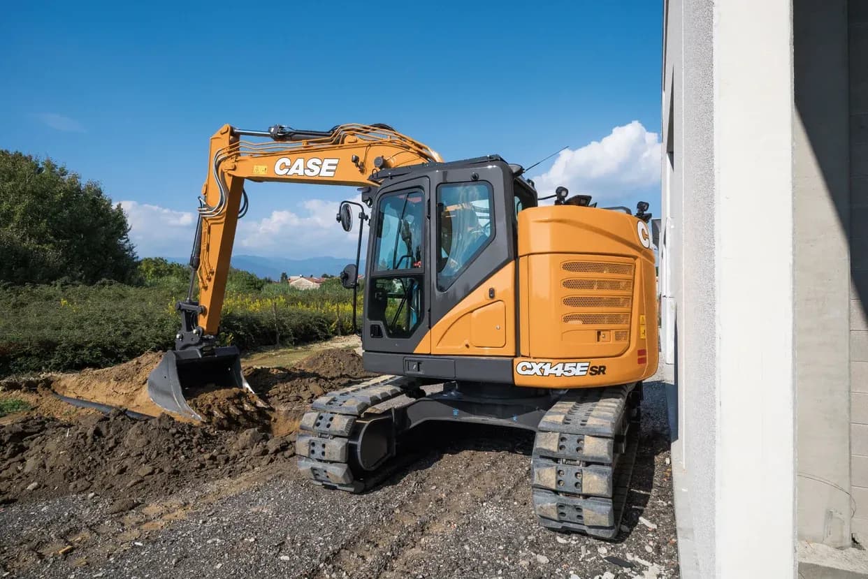 CX145E SR on a jobsite