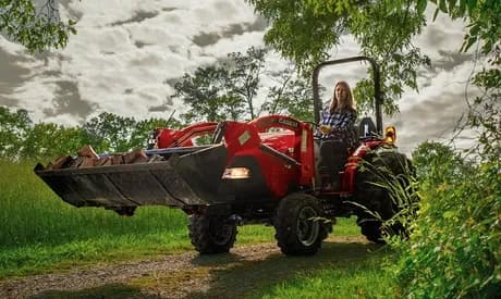 Farmall Compact 35A photo 3