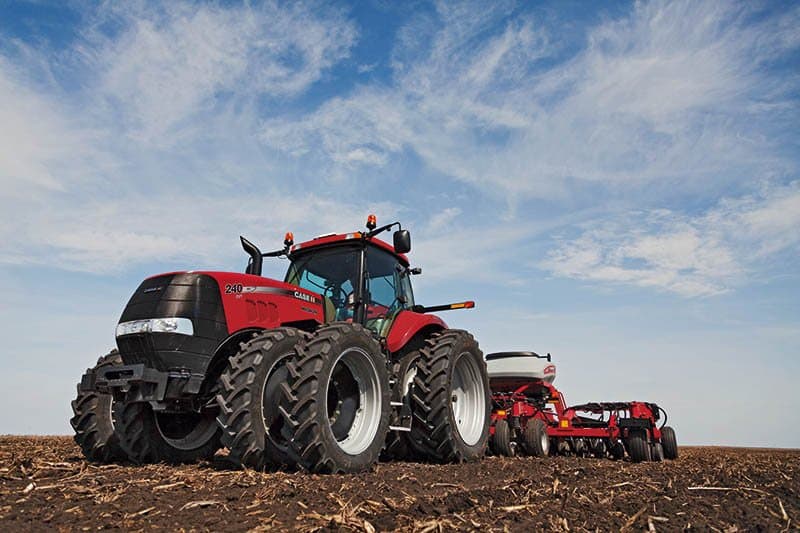 Magnum Tractors