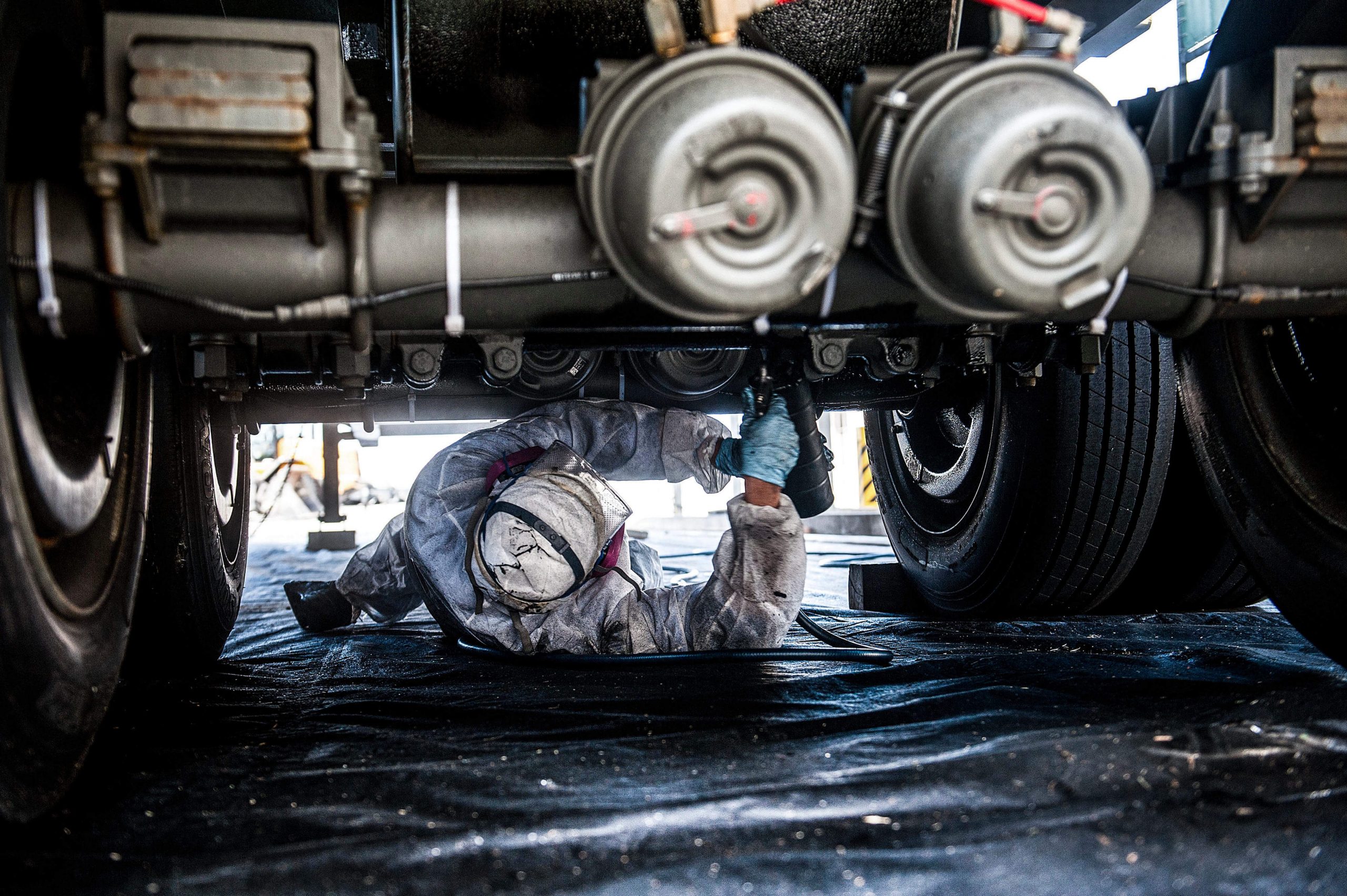 trailer repair shop
